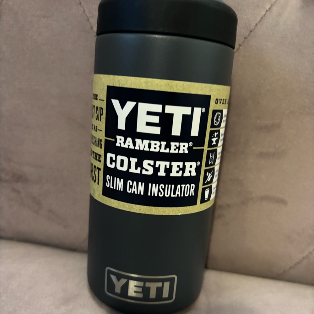 Grey yeti slim can colster coozie